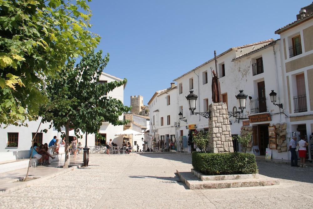 Apartamentos Serrella - Rural Guadalest Benimantell Eksteriør billede